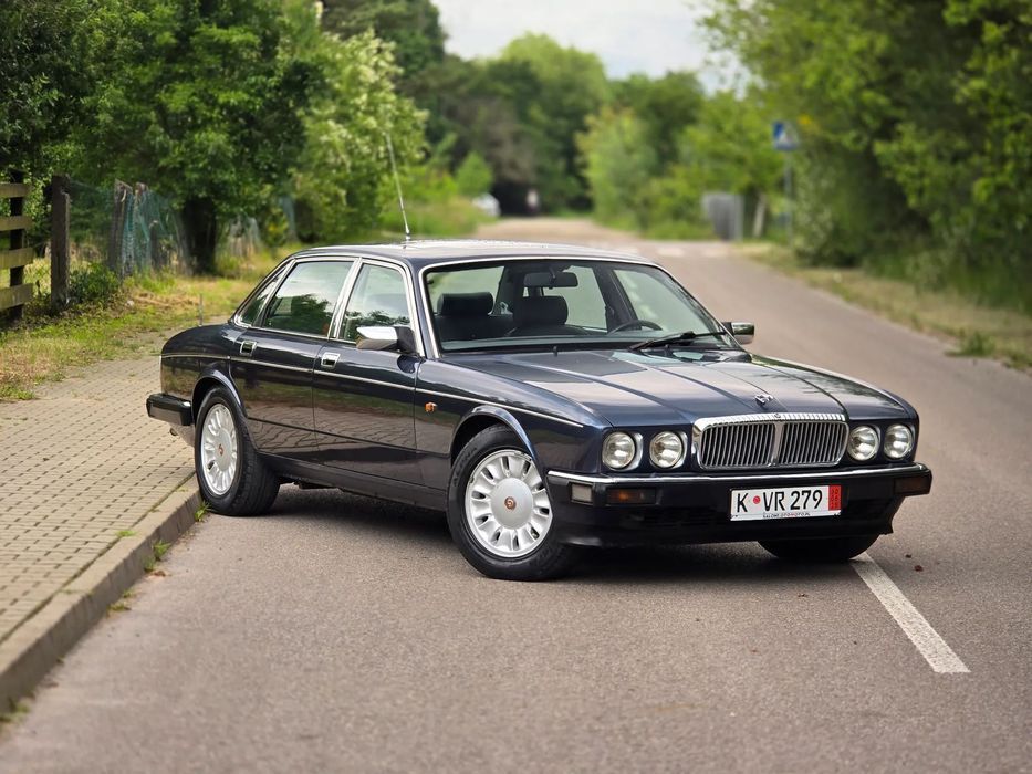 Jaguar Daimler PERFEKT_XJ40 4.0B 226KM_KLIMA_Elektryczne fotele 4 X el. SZYBY_Piękny
