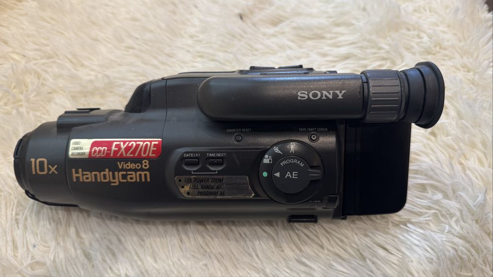 Камера відео  SONY CCD-FX270E Video-8