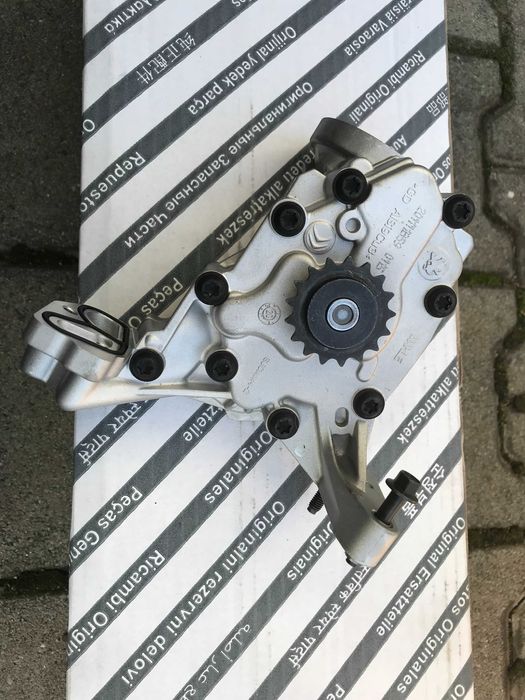 Nowa Pompa oleju Mahle OE PSA 1.2 Peugeot 1.2 THP Citroen Opel