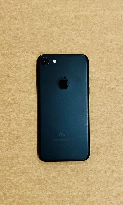 Iphone 7 em bom estado!