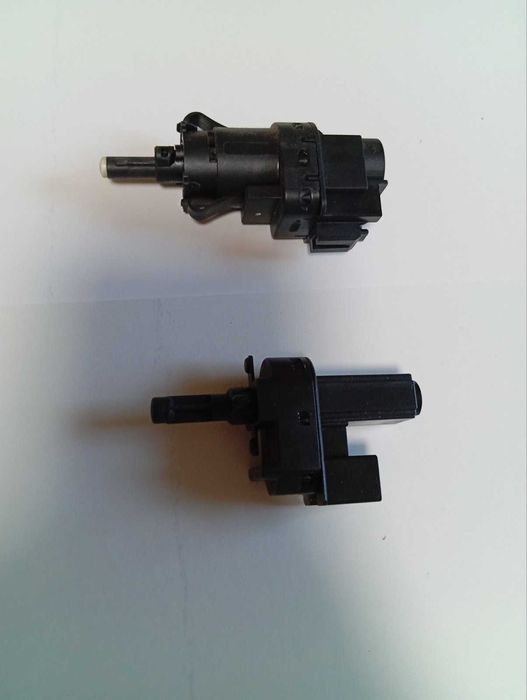 Датчики педалі зчеплення і тормоза