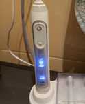 Szczoteczka elektryczna 3765 BRAUN Oral-B Genius 9000 i ładowarka
