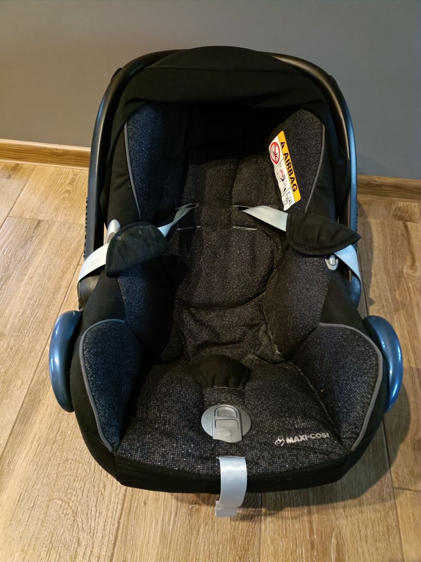 Nosidełko maxi Cosi + baza ISOFIX