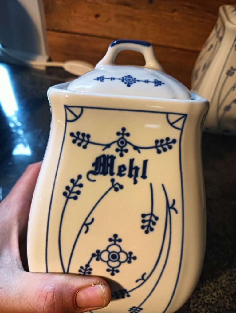 Powojenne ceramiczne pojemniki na sól make recznie maloeane farmhouse