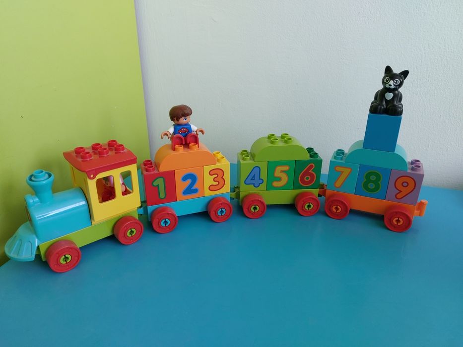 Pociąg z cyferkami Lego duplo