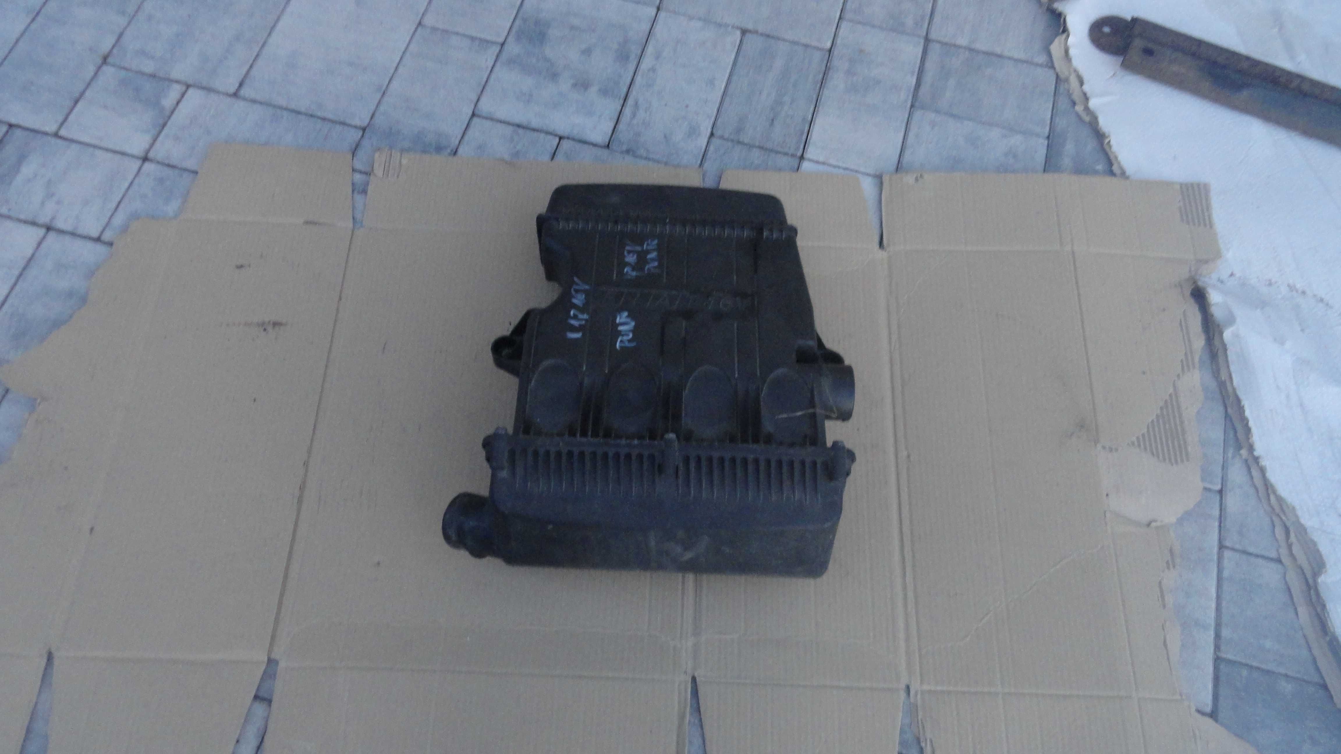 Obudowa Filtra Powietrza Fiat Punto 2 POJ 1,2 16 V Demontaż Oryginał