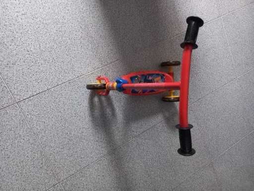 trotineta para criança como nova