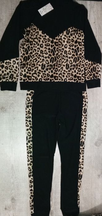 Sprzedam fajny komplet dresowy panterka s/m