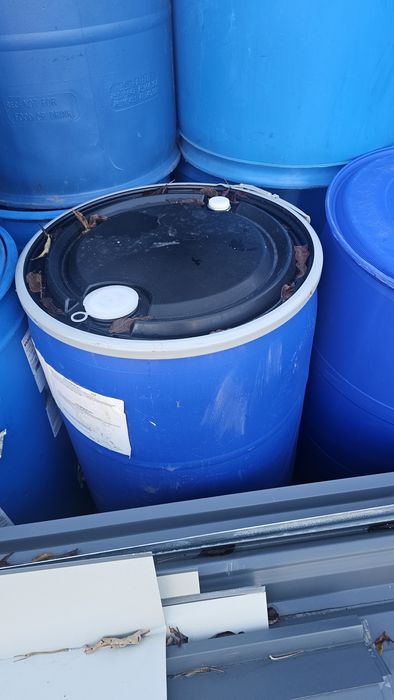 Beczki 200l dwa otwory