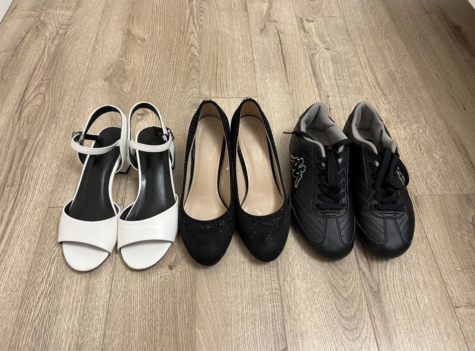 Жіноче взуття/Кросівки/Сандалі/Туфлі