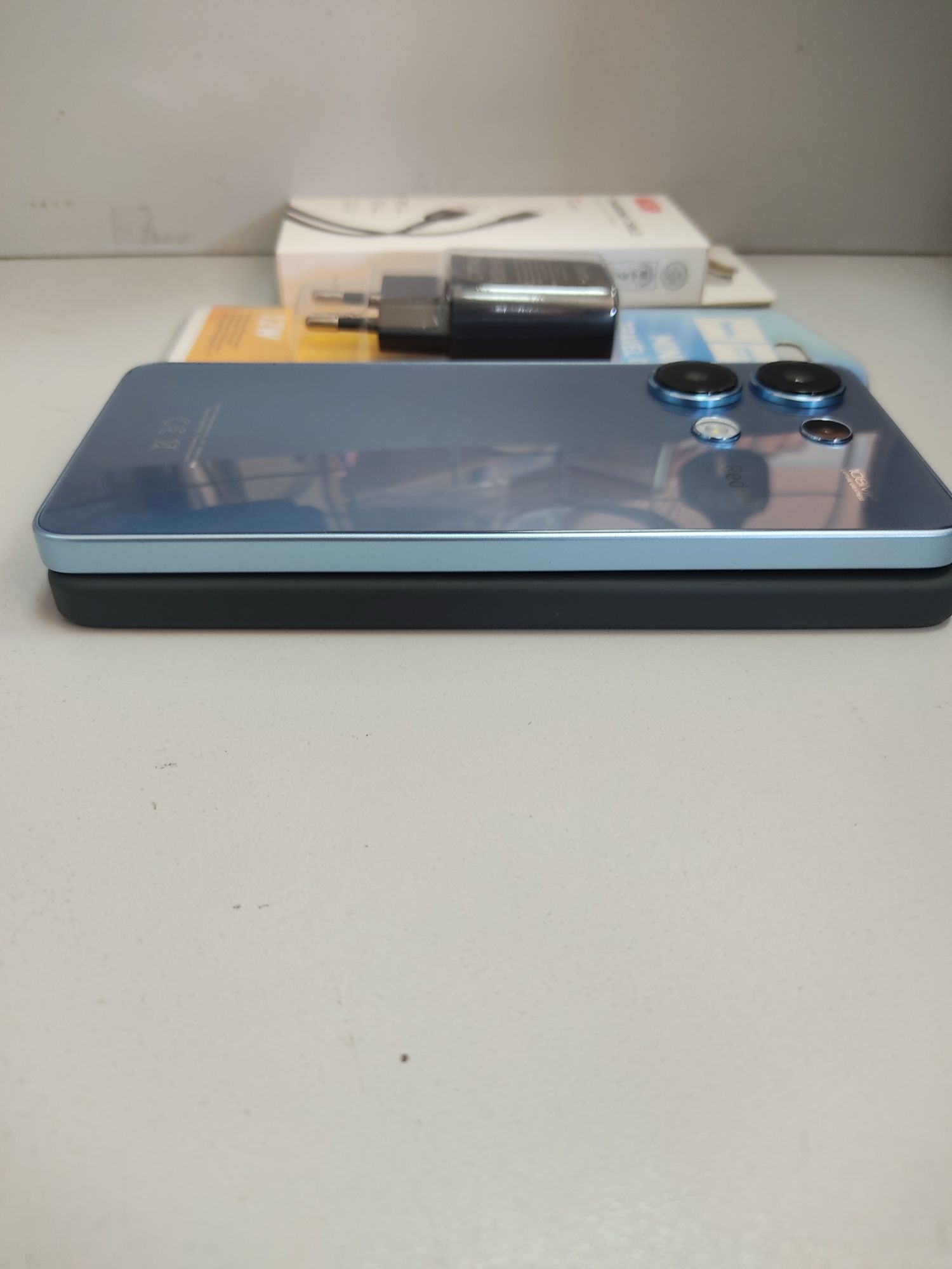 Redmi note 13 8+4/256gb NFC