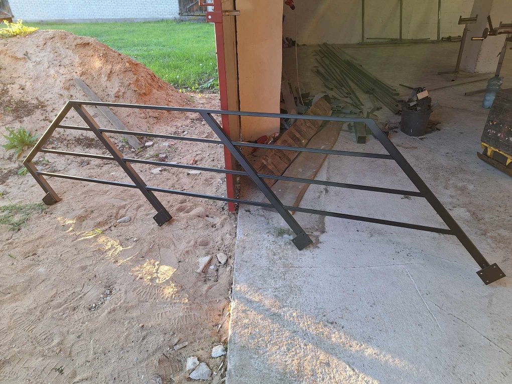 Sprzedam nowe schody, profil 80x40x3 , malowanie proszkowo