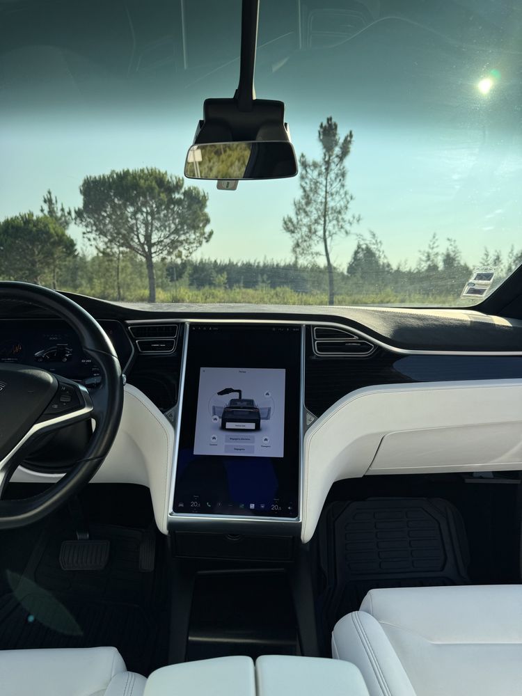 Tesla Model X 100D