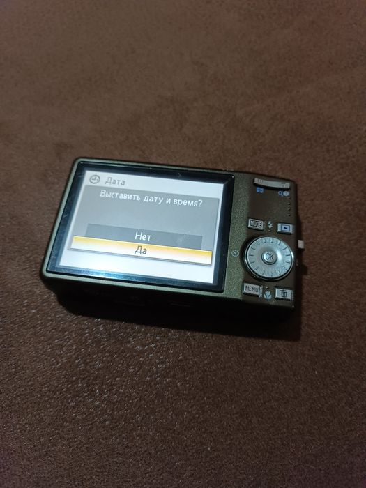 Фотоаппарат Nicon coolpix S700.