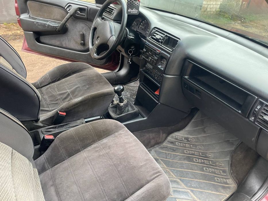 Opel Vectra в хорошем состоянии.Опель Вектра!