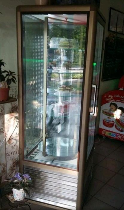 Кондитерский холодильник