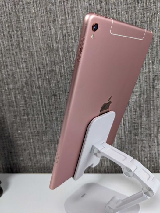 Apple iPad Pro 9.7 на 256 Gb #116