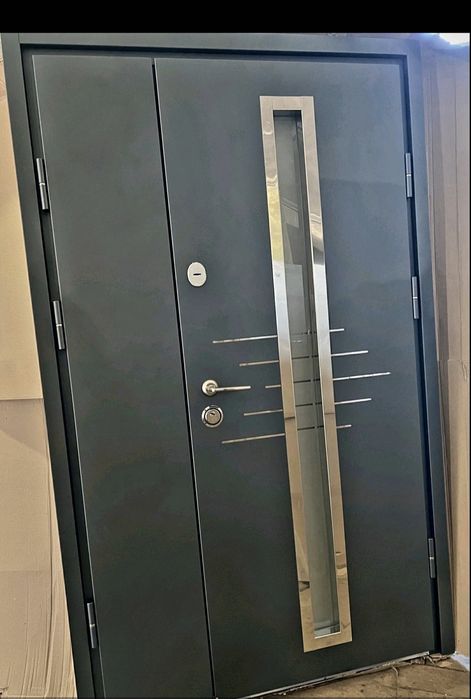 Розпродаж Двері вхідні Котедж Будинок