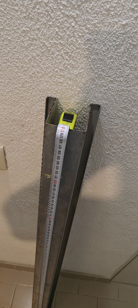 Calhas galvanizados. 1 m, 3 m.