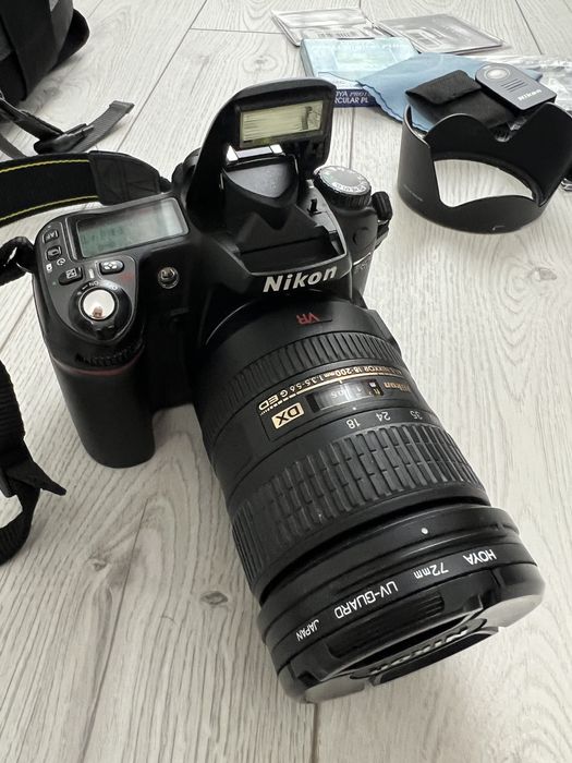 Nikon D80 + Nikkor 18-200mm f/3.5-5.6 + wiele więcej
