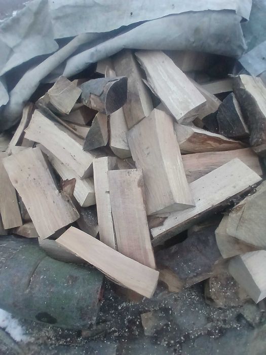 Drewno opałowe sezonowane