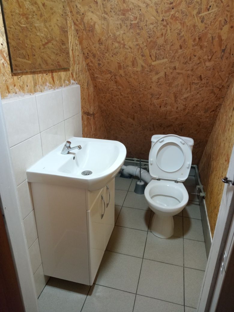 Хостел, гарні умови, нові ліжка