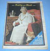 Stara gazeta Daily Mail 50 lat panowania Królowej Elżbiety 1952 - 2002