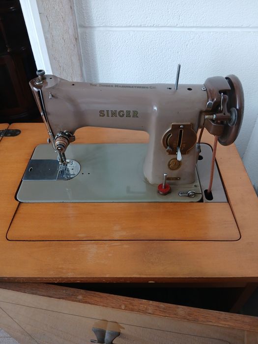 Maquina costura singer