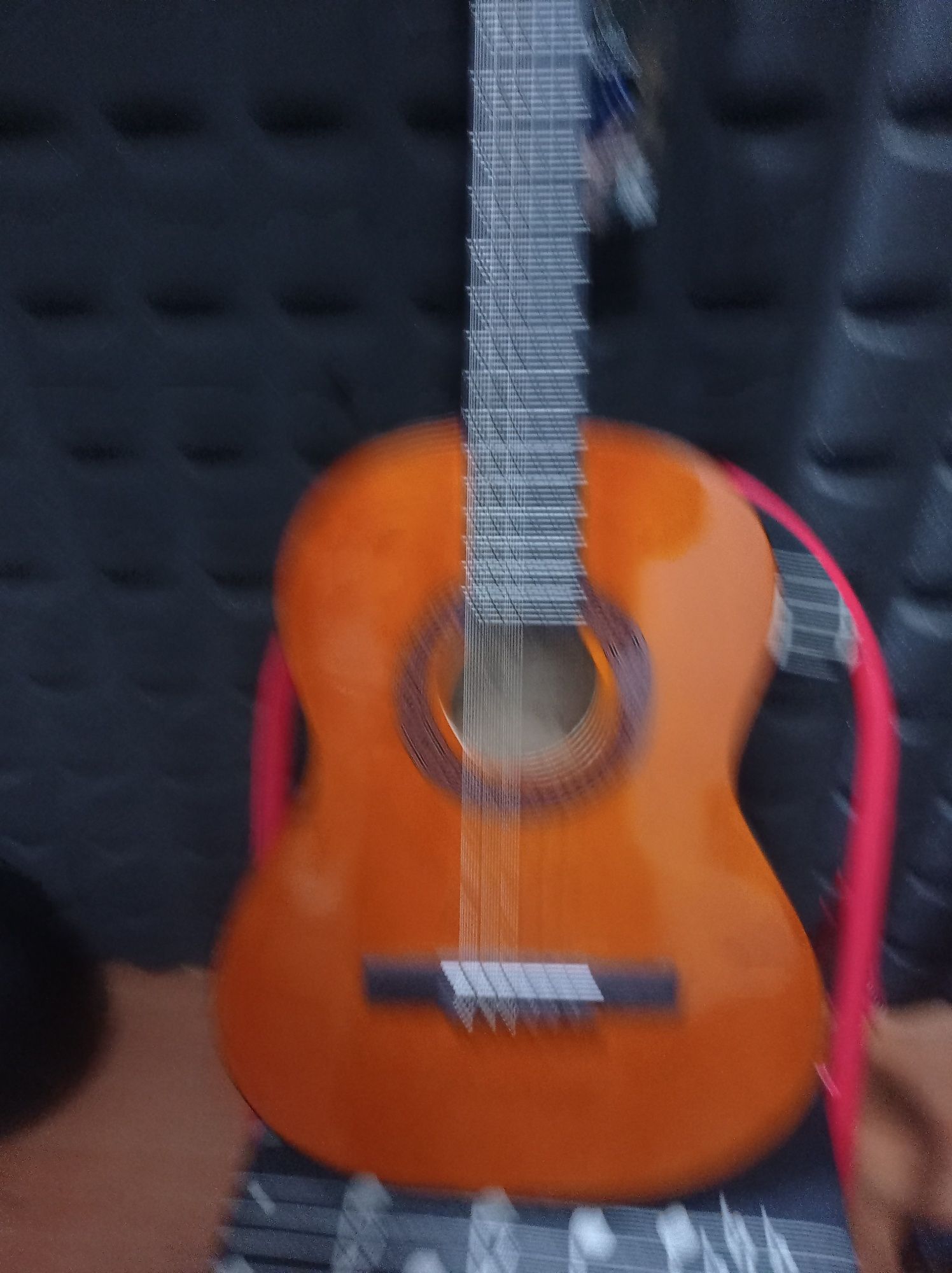 Guitarra nova de 3/4