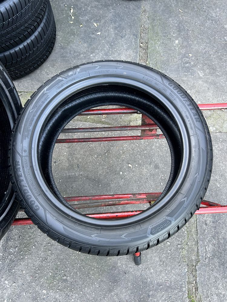 Opony 215/50R19 Goodyear UltraGrip Performance+ 23 rok