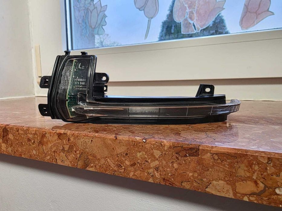 Kierunkowskazy w lusterkach Audi A4B8 polift OE, komplet L+P