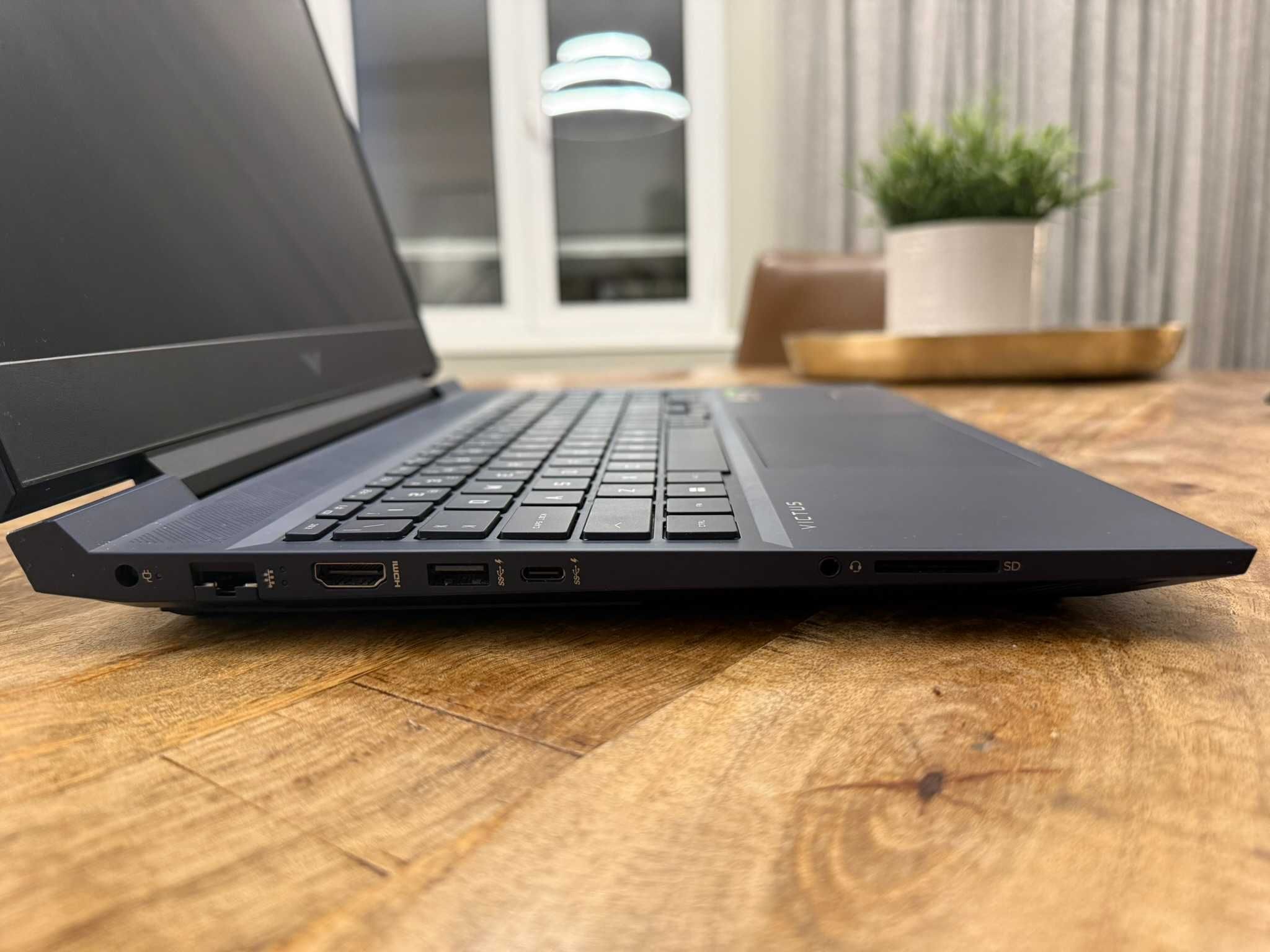 Portátil HP Victus (NVIDIA GeForce RTX 3050 RAM8 GB 512 GB SSD 16.1'')