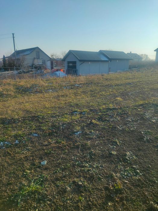 Продам ділянку біля міста