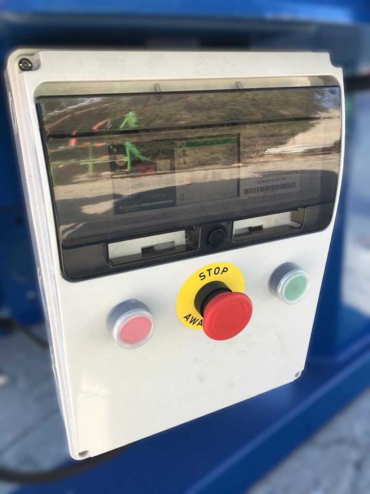 Elektryczna betoniarka planetarna 600L osłony zgarniacz transport