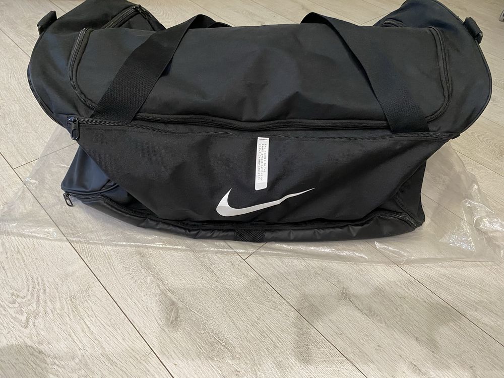 Nike Academy Duffel Bag спортивна сумка