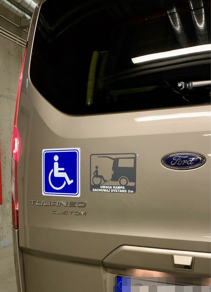 Naklejka samochód niepełnosprawnych rampa winda