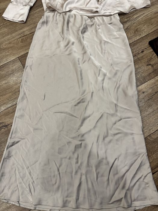 Сатинова спідниця  zara в двох кольорах