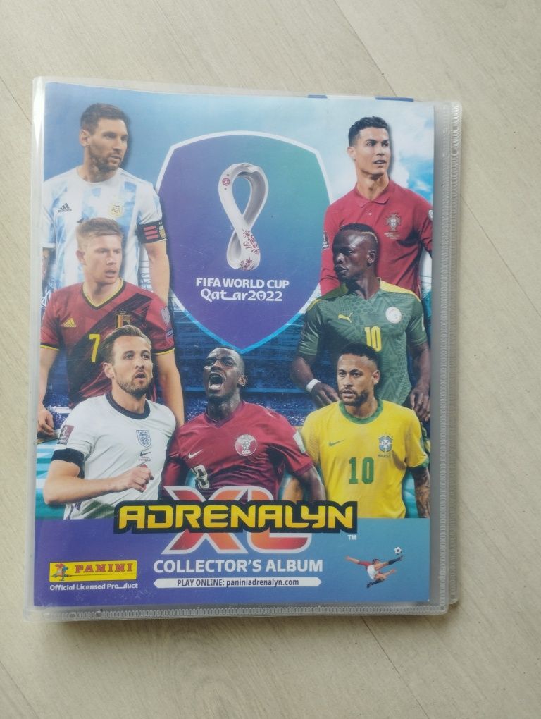 Album FIFA world cup quatar 2022 + 140 kart