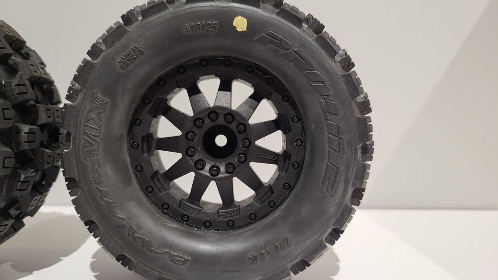 Koła Pro-line badlands MX28