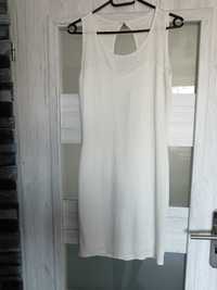 Sukienka biała dopasowana