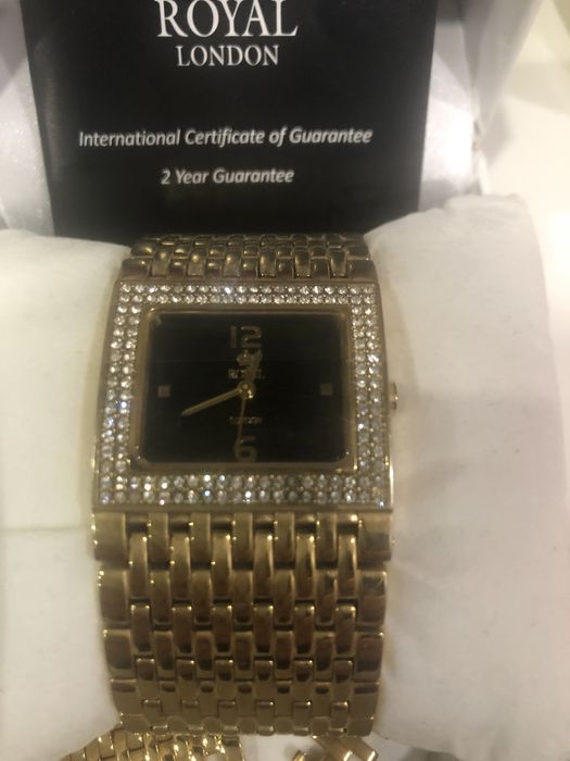 Часы Royal London