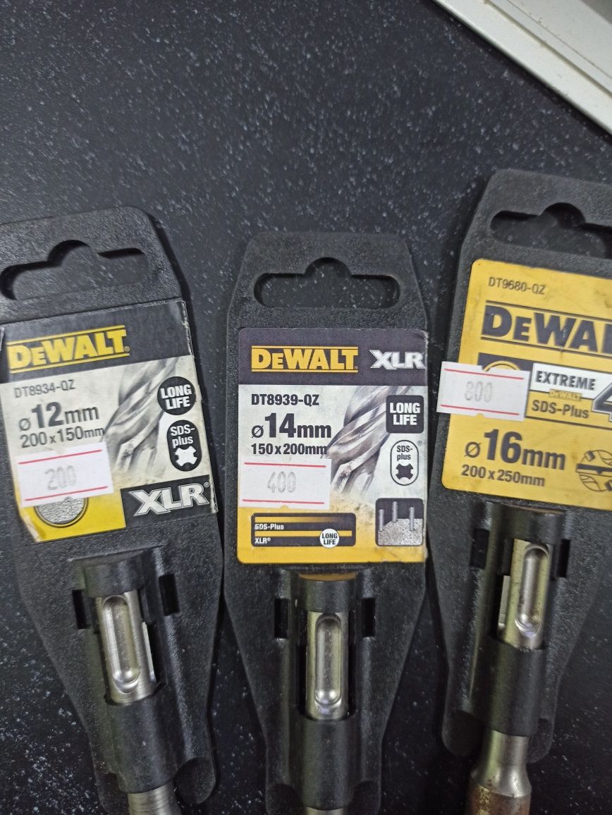 Новые Буры DEWALT