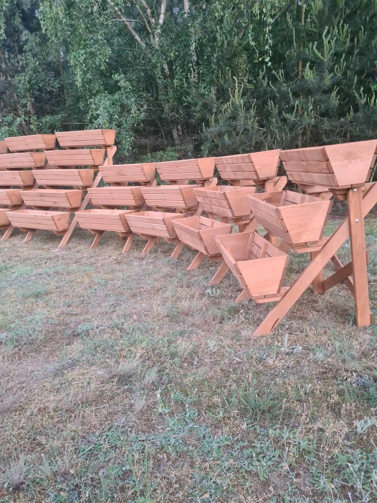 Kwietnik Drewniany Idealny do Ogrodu