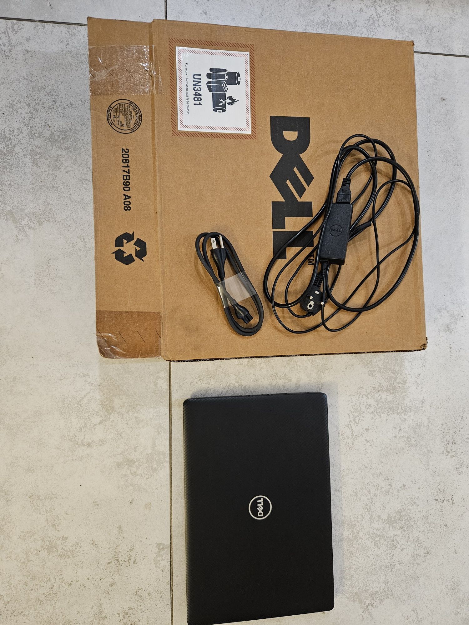 Laptop Dell Inspiron 15 3593