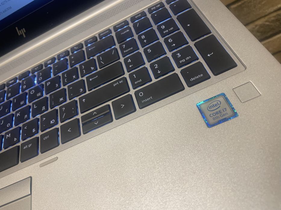 Ноутбук HP 850g5 i7-8650U SSD 256 ram 16 FullHD