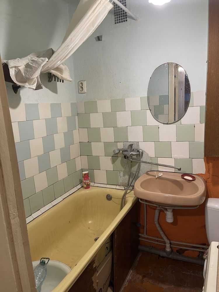 Продається, 1-к. 38 м², Пасічна