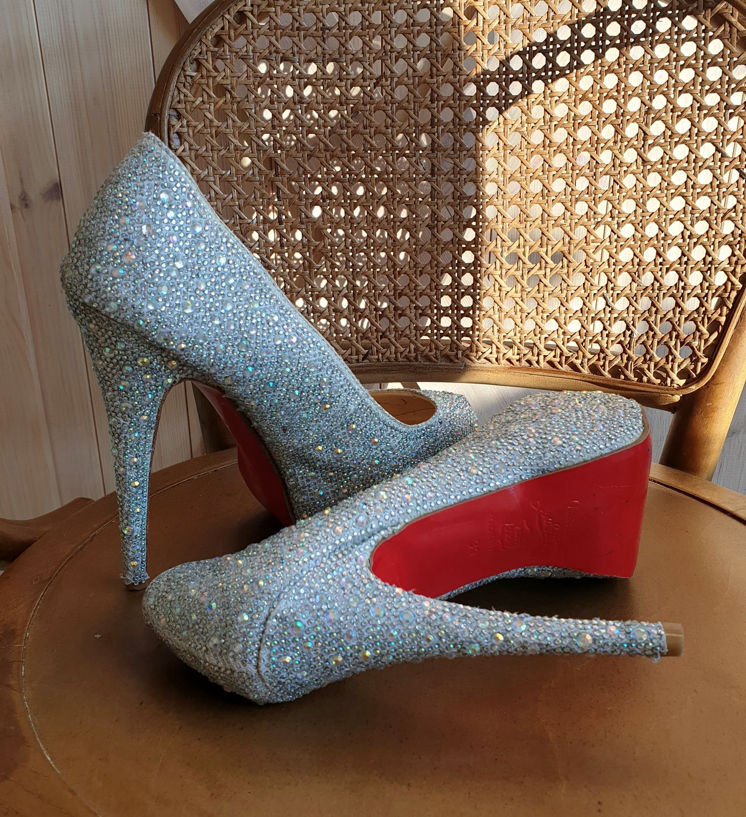 Szpilki Christian Louboutin sylwester wesele bal cekiny 38