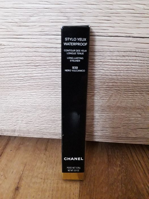 Chanel Stylo Yeux Waterproof 939 Nero Vulcanico