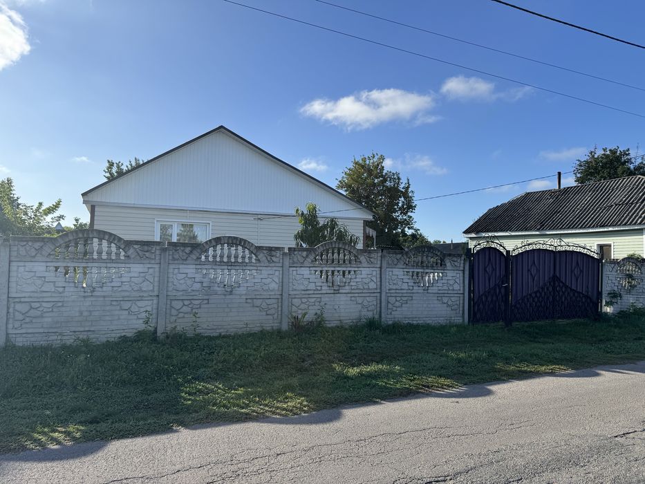 Продається будинок (м.Бахмач)