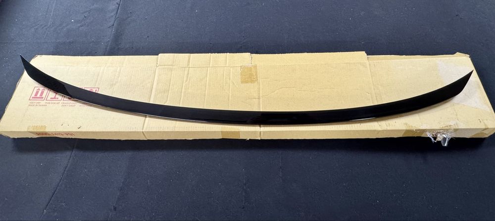 Spoiler Aileron BMW G20 Look M Preto Brilhante